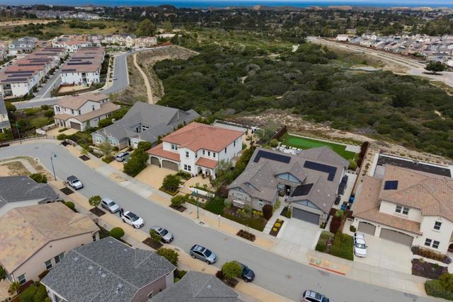 2967 Garnet Way, Marina, CA 93933