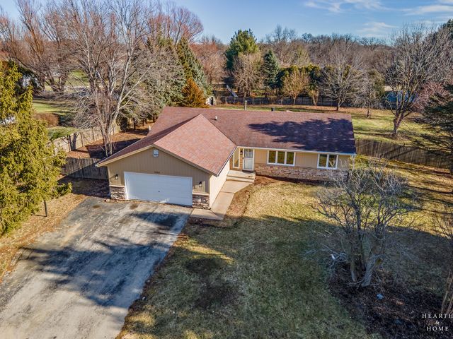 1004 Portsmouth Drive, Rockford, IL 61102