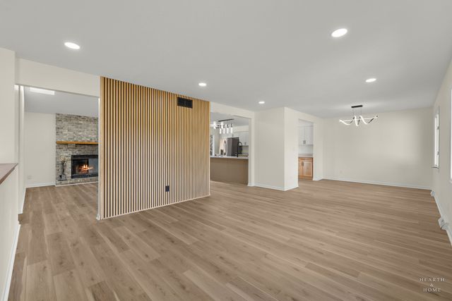 1004 Portsmouth Drive, Rockford, IL 61102