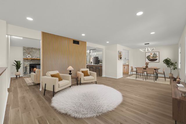 1004 Portsmouth Drive, Rockford, IL 61102