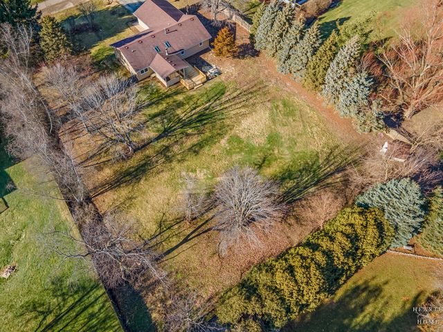 1004 Portsmouth Drive, Rockford, IL 61102