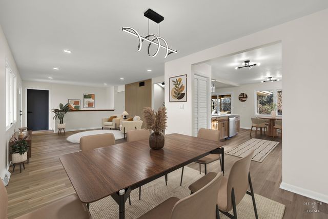 1004 Portsmouth Drive, Rockford, IL 61102