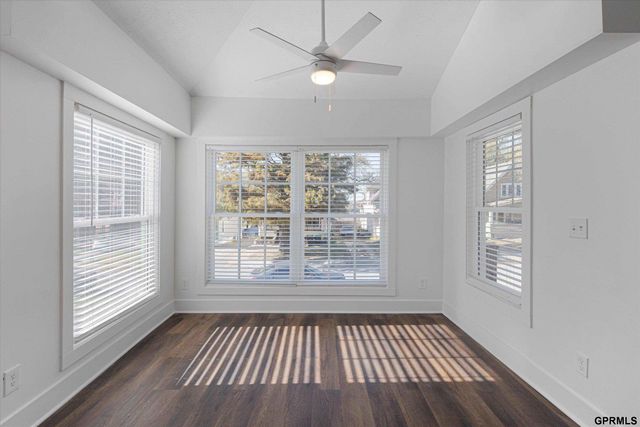 3117 N 59th Street, Omaha, NE 68104