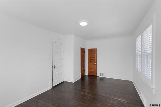 3117 N 59th Street, Omaha, NE 68104