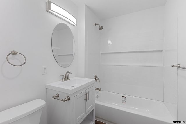 3117 N 59th Street, Omaha, NE 68104