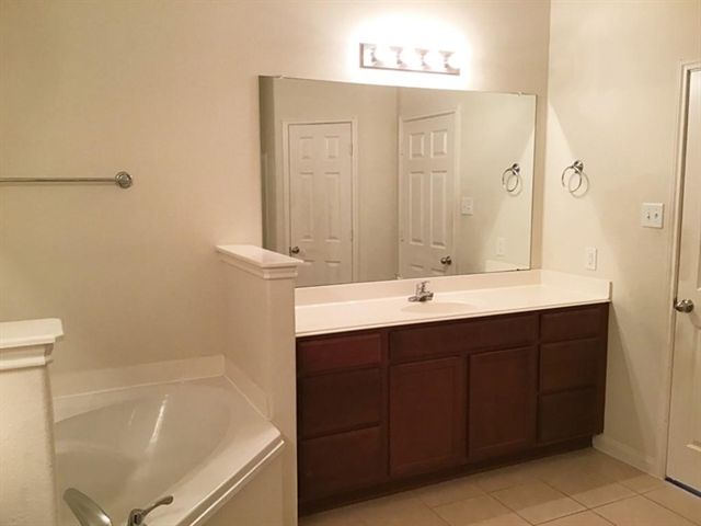 10237 Tate Court, Conroe, TX 77385