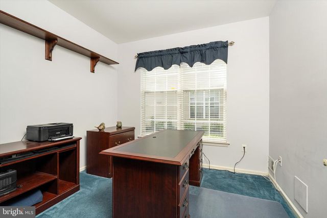 11 LUCAYA CIR, Hamilton, NJ 08691
