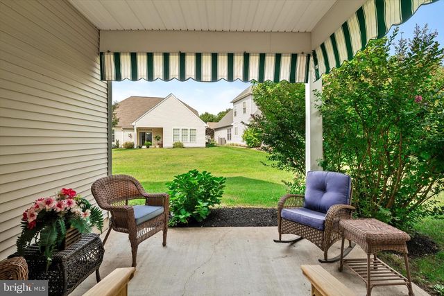11 LUCAYA CIR, Hamilton, NJ 08691