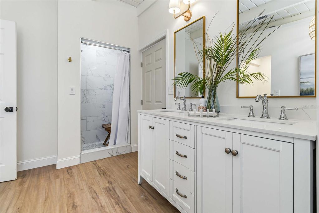 Image 16 of property listing at 1636 GRANDVIEW WAY, Melbourne, FL 32935