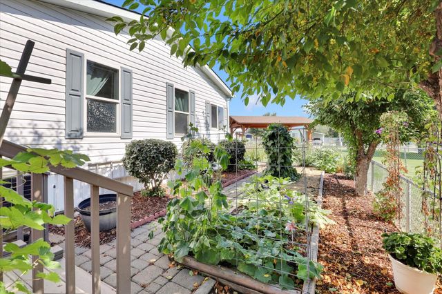 11303 E Jackson Ave, Spokane Valley, WA 99206