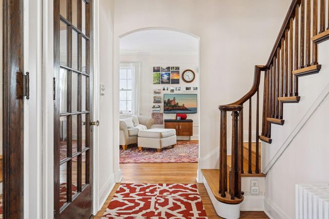 2260 Sargent Avenue, Saint Paul, MN 55105