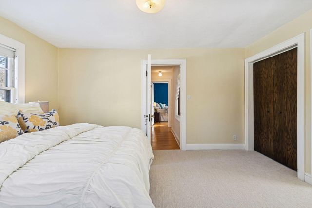 2260 Sargent Avenue, Saint Paul, MN 55105