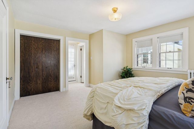 2260 Sargent Avenue, Saint Paul, MN 55105