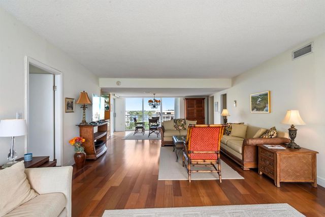 2780 S Ocean Boulevard 612, Palm Beach, FL 33480