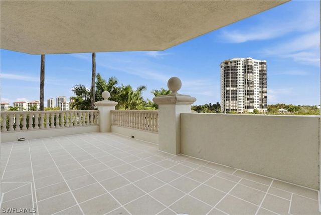 5051 Pelican Colony BLVD 301, Bonita Springs, FL 34134