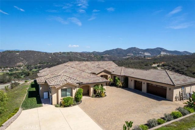 2260 Panoramic, Vista, CA 92084