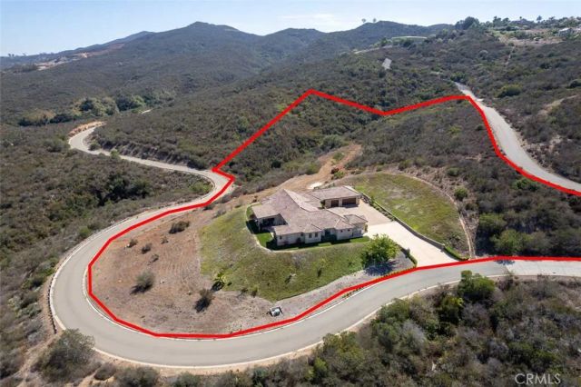 2260 Panoramic, Vista, CA 92084