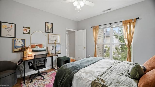 102 Campus Walk Trail 303, Elon, NC 27244
