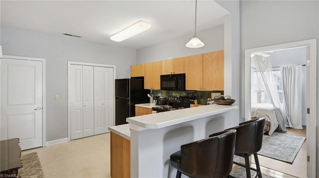 102 Campus Walk Trail 303, Elon, NC 27244