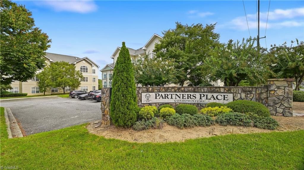102 Campus Walk Trail 303, Elon, NC 27244