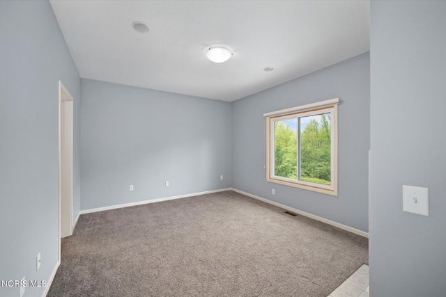 1198 Brookwoode, Perrysburg, OH 43551