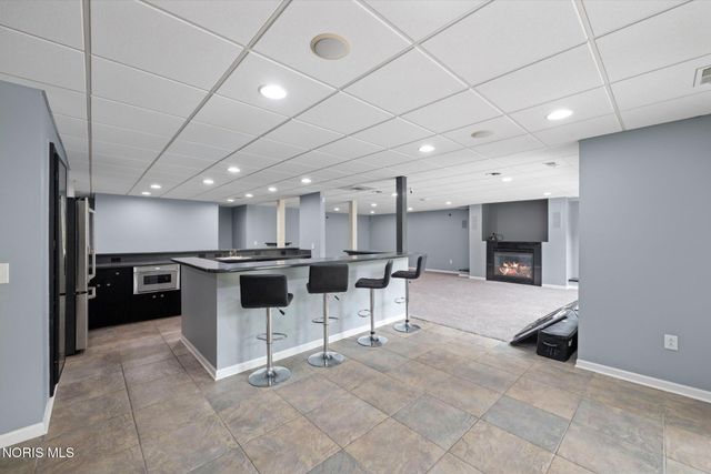 1198 Brookwoode, Perrysburg, OH 43551
