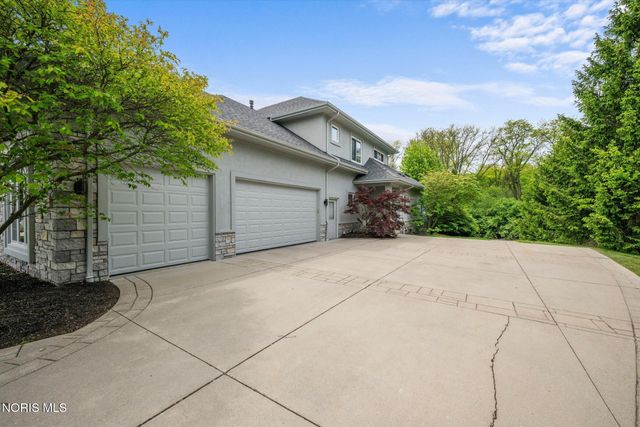 1198 Brookwoode, Perrysburg, OH 43551