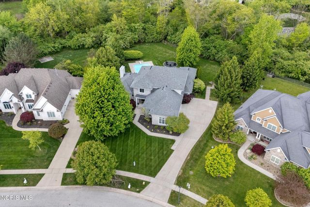 1198 Brookwoode, Perrysburg, OH 43551
