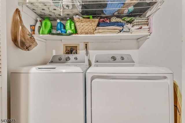 3005 Pinhorn Drive, Bridgewater Twp., NJ 08807