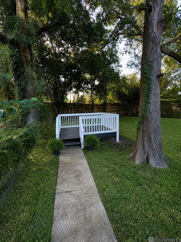 3048 Voss Dr, Baton Rouge, LA 70805