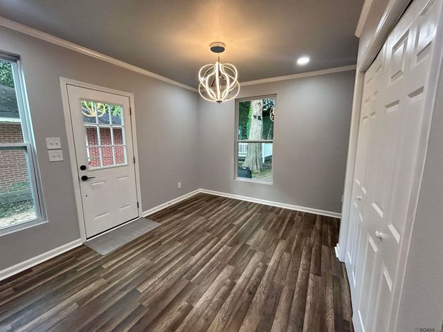 3048 Voss Dr, Baton Rouge, LA 70805