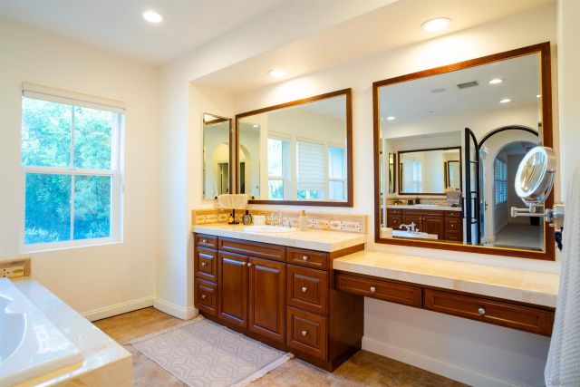 15541 Pinehurst Pl., San Diego, CA 92131