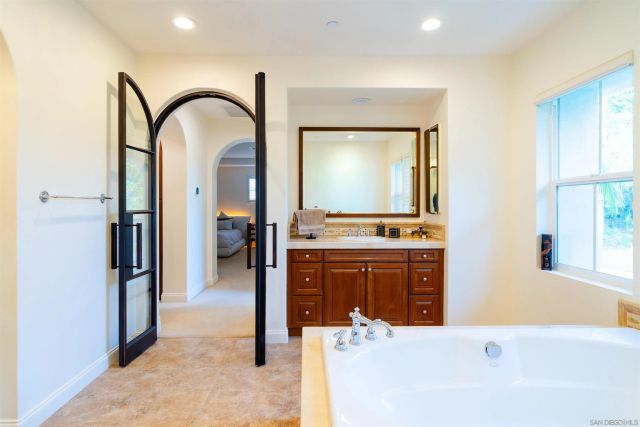 15541 Pinehurst Pl., San Diego, CA 92131