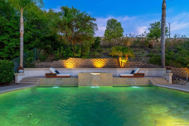 15541 Pinehurst Pl., San Diego, CA 92131