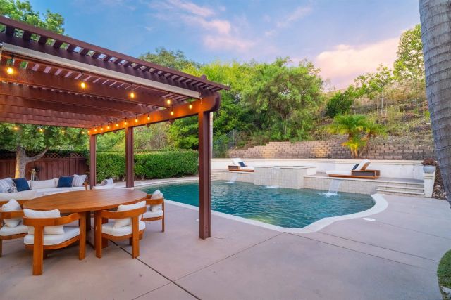 15541 Pinehurst Pl., San Diego, CA 92131