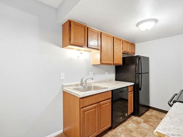 1358 S Irving St C-Unit 27, Denver, CO 80219