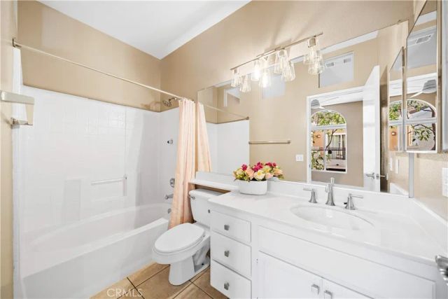 67 Santa Barbara Court, Lake Forest, CA 92610