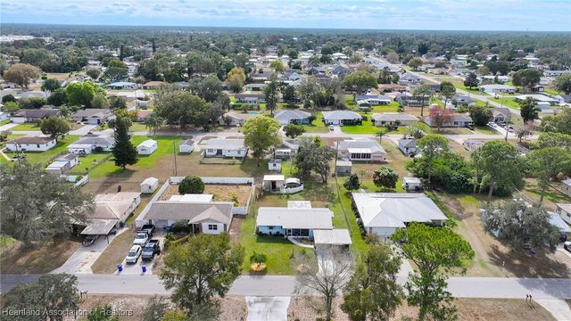 226 Lark Avenue, Sebring, FL 33870