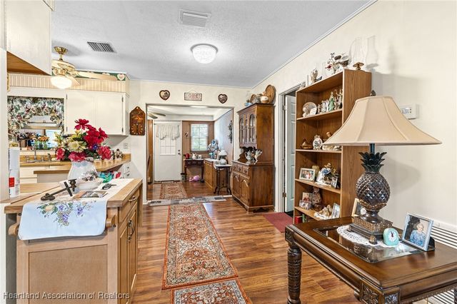 226 Lark Avenue, Sebring, FL 33870