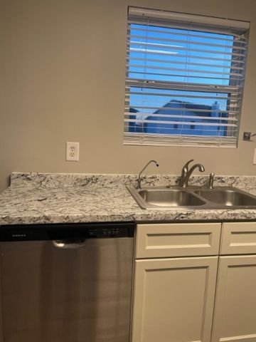 2722 Sutherland Dr, Thompsons Station, TN 37179