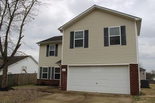 2722 Sutherland Dr, Thompsons Station, TN 37179