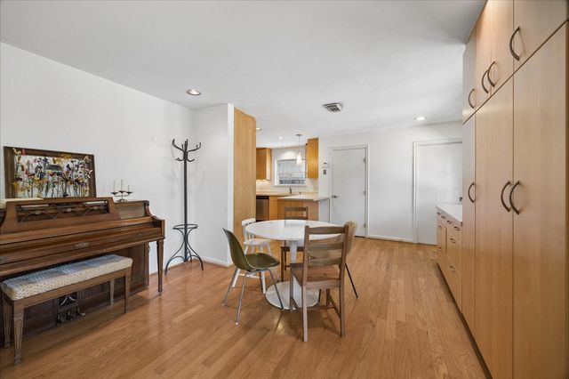 5726 Stillbrooke Drive, Houston, TX 77096