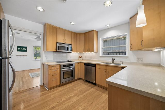 5726 Stillbrooke Drive, Houston, TX 77096