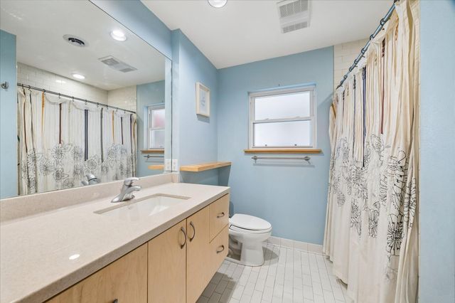 5726 Stillbrooke Drive, Houston, TX 77096