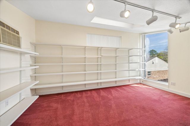 5726 Stillbrooke Drive, Houston, TX 77096