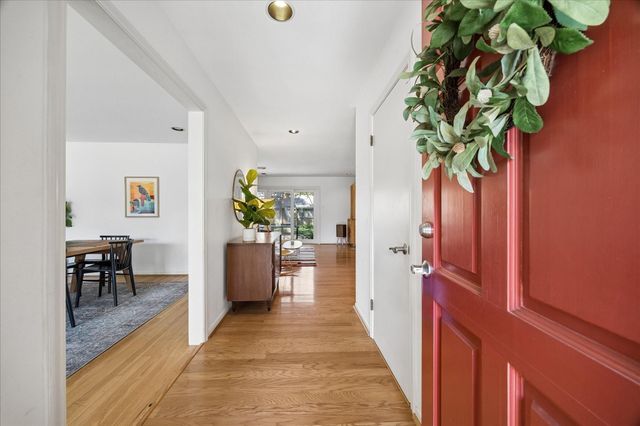 5726 Stillbrooke Drive, Houston, TX 77096