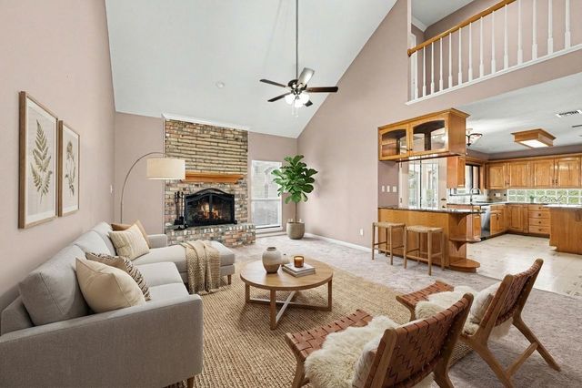 3913 County Road 106, Bay City, TX 77414