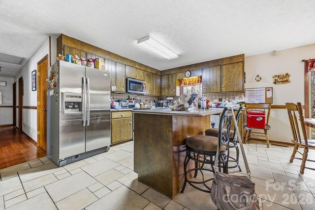 1906 Dogwood Vista, Lenoir, NC 28645