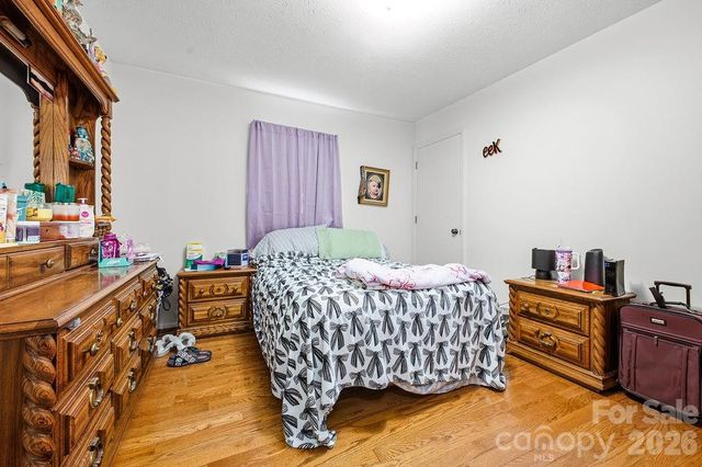 1906 Dogwood Vista, Lenoir, NC 28645