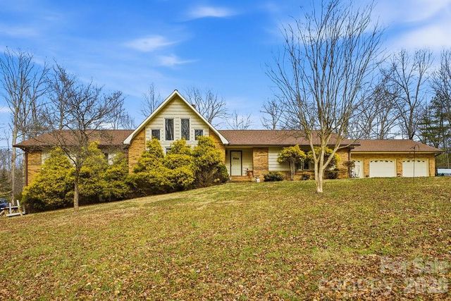 1906 Dogwood Vista, Lenoir, NC 28645